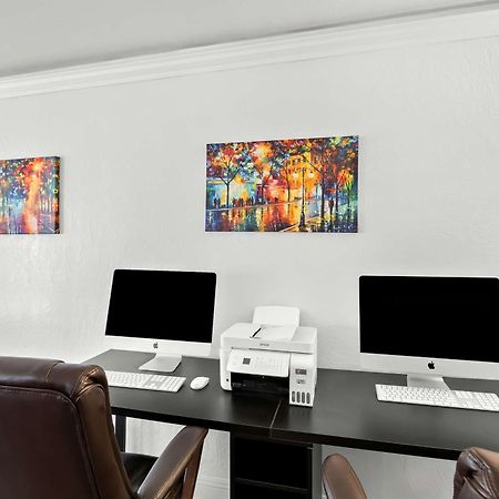 Surestay Plus Hotel By Best Western Сузанвилл Экстерьер фото